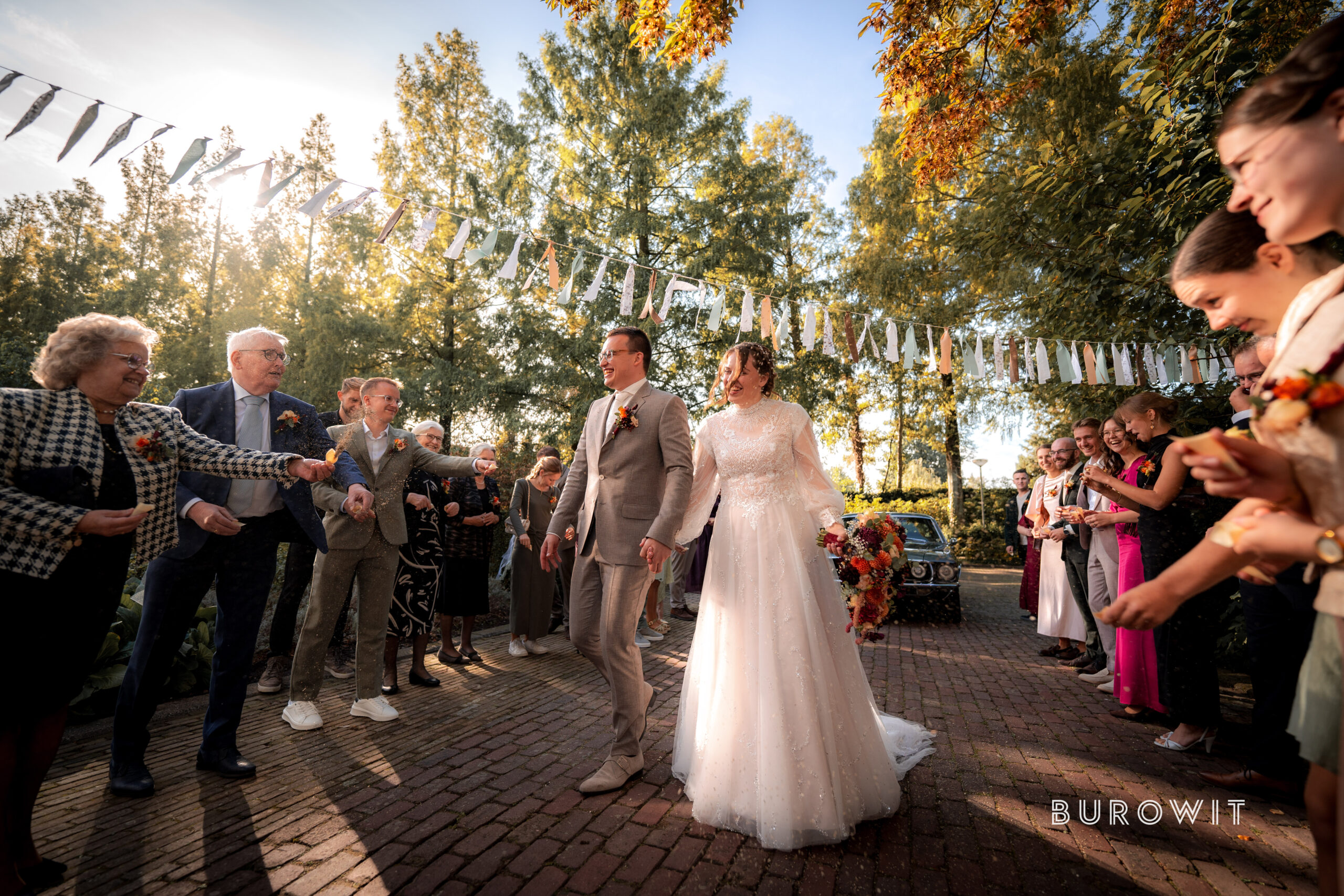 Niels en Carin Trouwfotograaf Christelijke Trouwfotograaf Burowit Trouwfilm Bruiloftsfilm David van der Toorn Thirza Bakker Fotografie Trouwfotograaf Fotograaf Bruiloft wedding fotoboek trouwen trouwdag vastleggen Bruidsfotograaf Trouwfotograaf film Burowit Kampen Genemuiden Staphorst Barneveld
